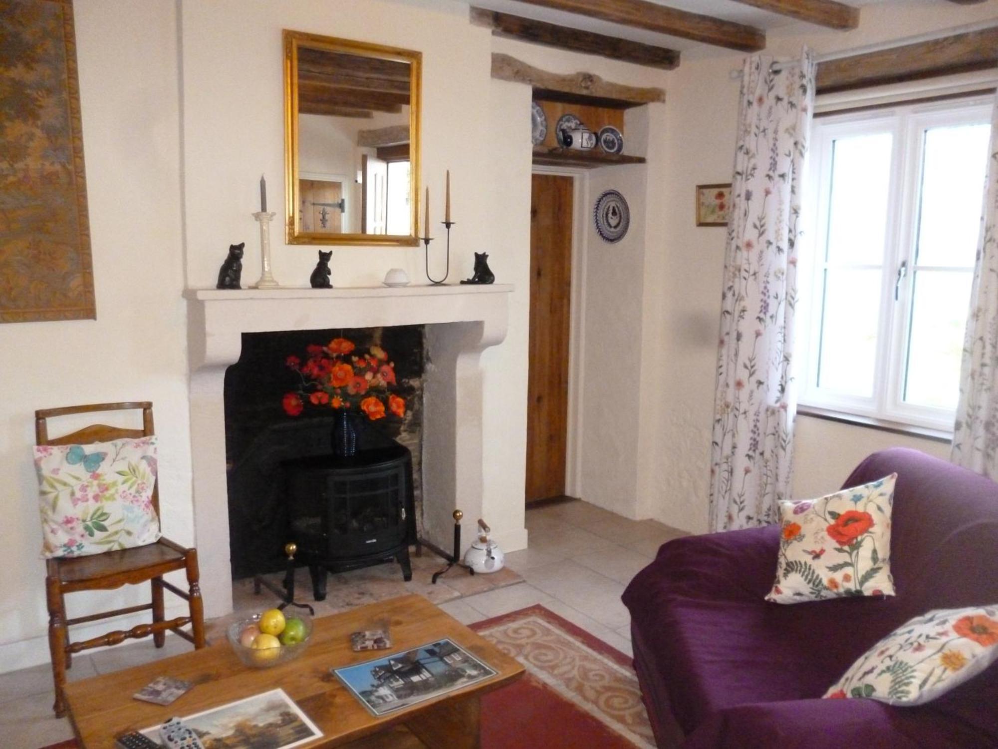 Old French Country For 2 Nature Lovers Paradise Apartment